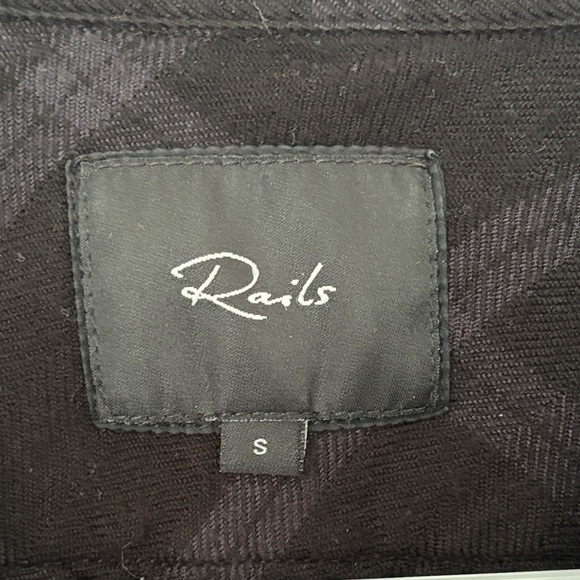 Rails Hunter Obsidian Dark Plaid Button Down Shirt - Picture 2 of 13